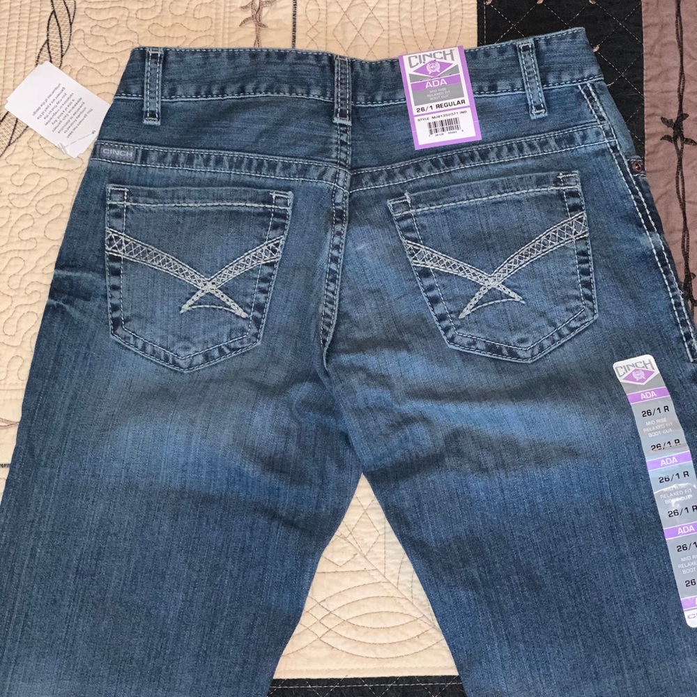 Cinch WOMEN'S ADA RELAXED FIT JEAN